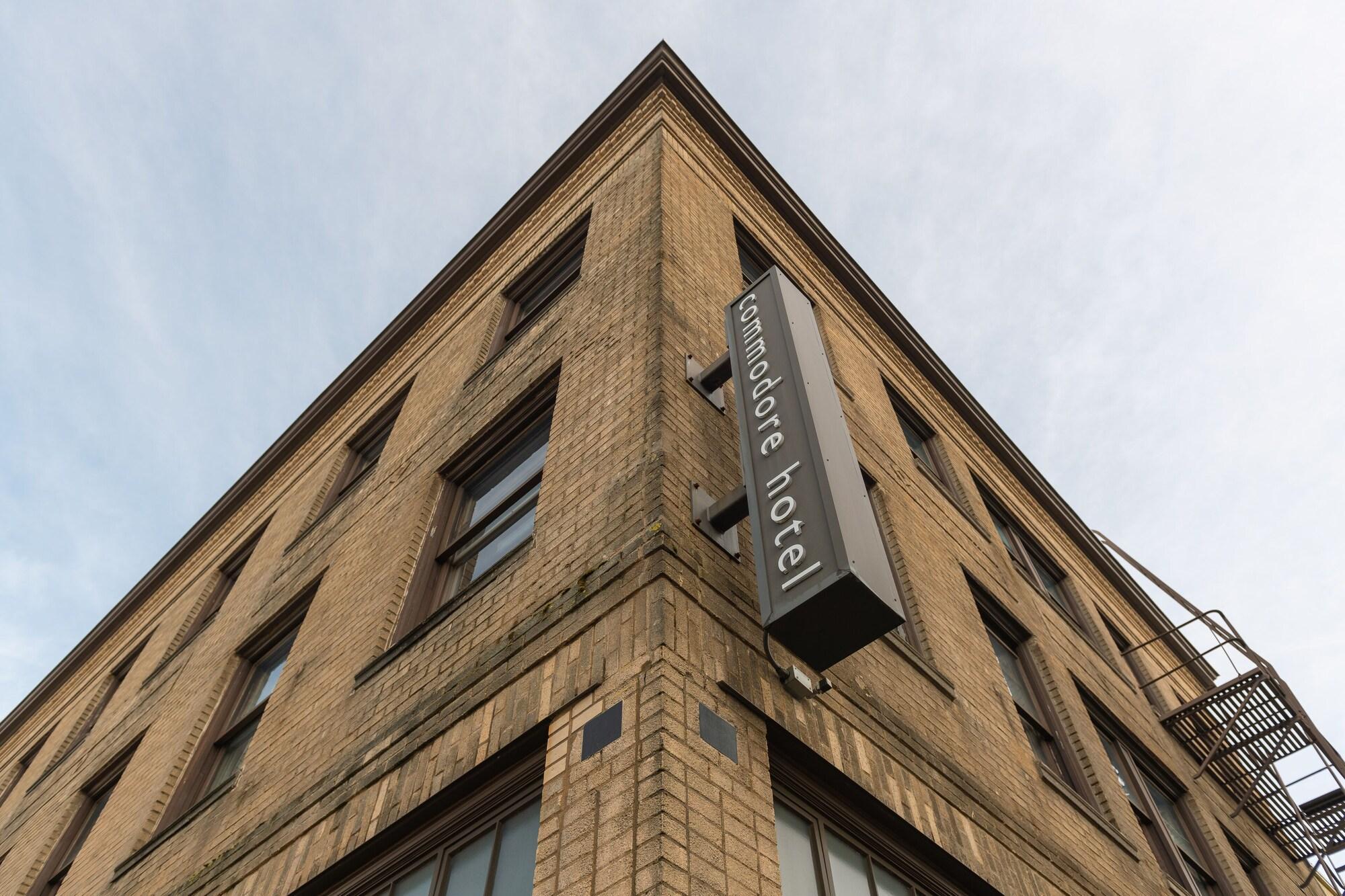 Commodore Hotel Astoria Zewnętrze zdjęcie