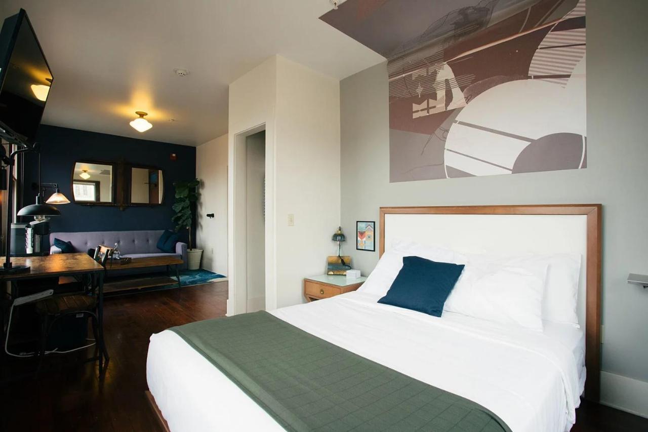 Commodore Hotel Astoria Zewnętrze zdjęcie